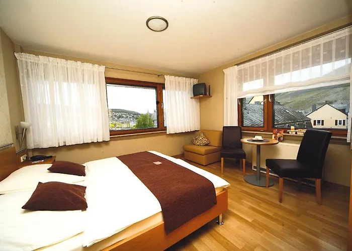 Garni Haus Weiskopf Трир